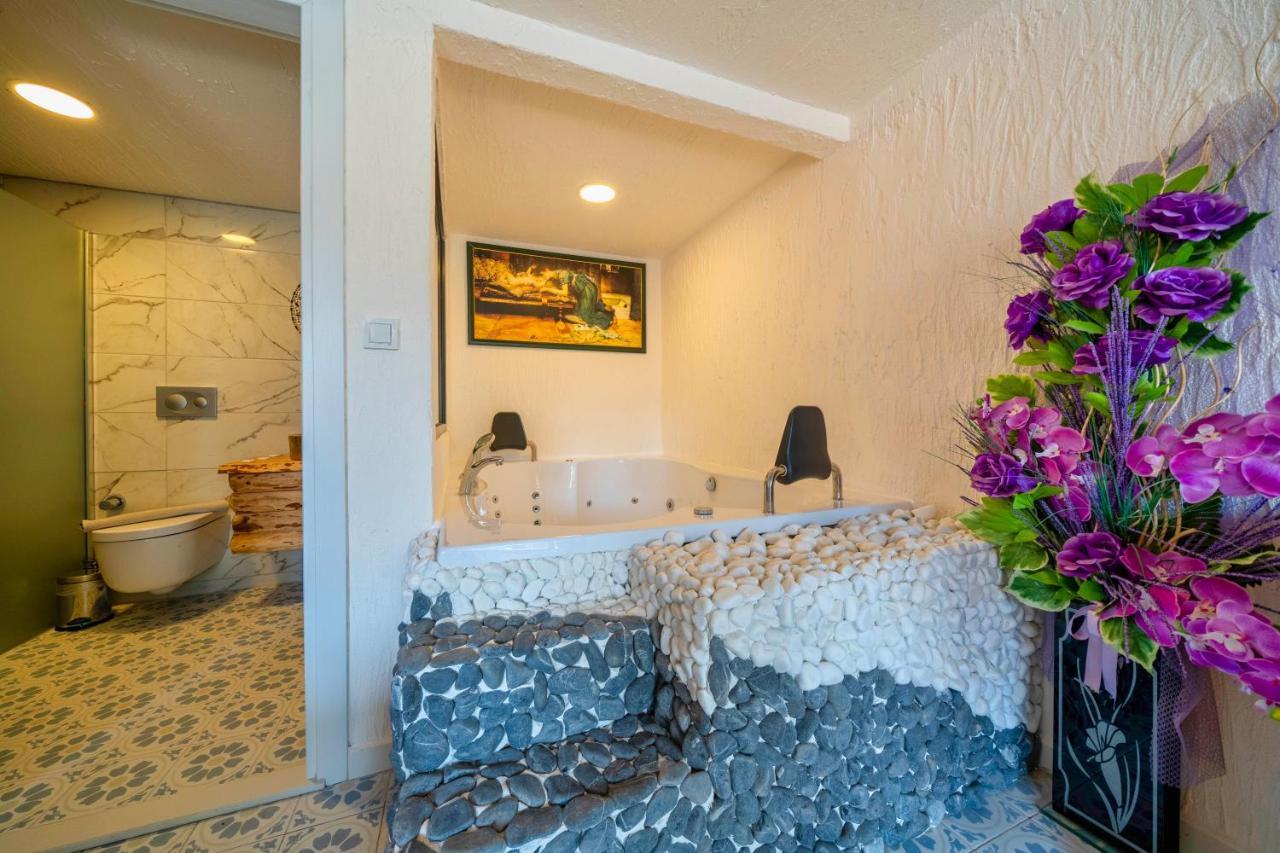 אולודניץ Hotel Imparator מראה חיצוני תמונה