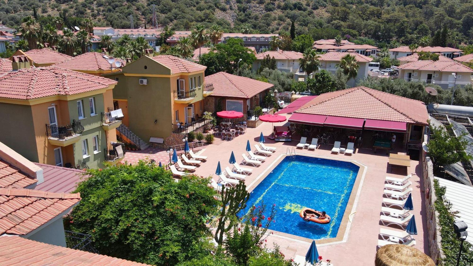 אולודניץ Hotel Imparator מראה חיצוני תמונה