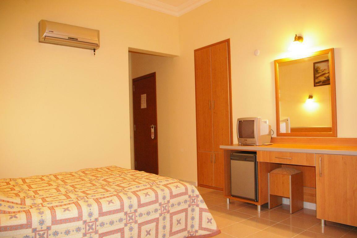 אולודניץ Hotel Imparator מראה חיצוני תמונה